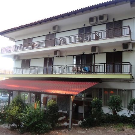 Chris Apartments Metamorfosi  Esterno foto